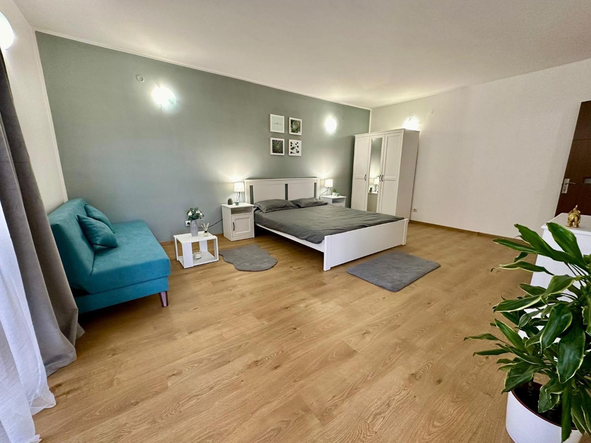 Apartament Novara 17 クラヨーヴァ エクステリア 写真
